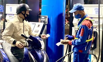 Giá xăng dầu hôm nay 29/1/2026: Neo quanh mức cao nhất 4 tháng