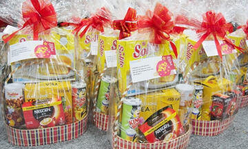 Nhiều doanh nghiệp triển khai mua sắm quà tặng người lao động dịp tết Bính Ngọ