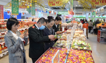 Nghệ An tăng cường quản lý an toàn thực phẩm 