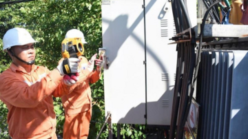 Thiết kế hệ thống giám sát TBA hạ thế từ xa để phòng chống cháy nổ