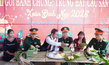 Quảng Ngãi: Mang Tết về với bà con nơi biên giới