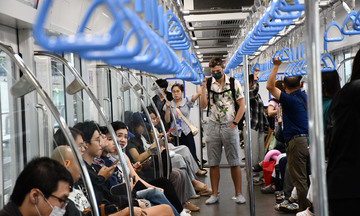 Tuyến metro số 1 miễn phí vé hai ngày cao điểm tết Bính Ngọ