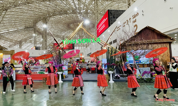 Chùm ảnh: Tái hiện không gian văn hóa Mông tại Hội chợ Mùa Xuân 2026