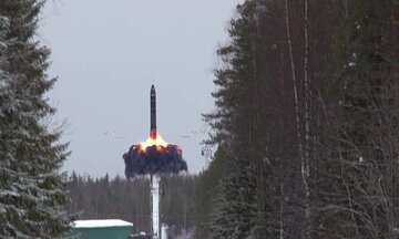 Nga cân nhắc mở rộng sản xuất tên lửa Oreshnik