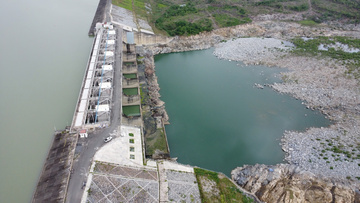 Hồ chứa thuỷ điện thực hiện tốt chức năng giảm lũ cho hạ du