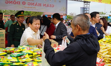 Đắk Lắk: 'Phiên chợ 0 đồng' ấm lòng dân bản