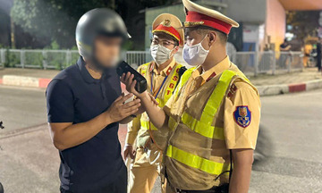 Xử lý hơn 1.900 trường hợp vi phạm nồng độ cồn trong ngày 6/2