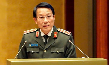 Đặt an ninh xuyên suốt mọi lĩnh vực phát triển đất nước