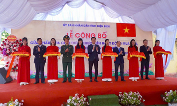 Cửa khẩu A Pa Chải chính thức hoạt động trao đổi hàng hóa qua biên giới