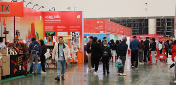 Chùm ảnh: Hội chợ Mùa Xuân nhộn nhịp ngày ông Công ông Táo