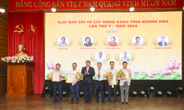 Báo Công Thương đoạt giải C Giải báo chí về xây dựng Đảng tỉnh Khánh Hòa lần thứ V