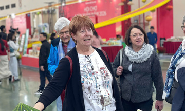 Doanh nghiệp ‘chốt đơn’ với đối tác ngoại tại Hội chợ Mùa Xuân