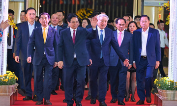 Chùm ảnh: Lễ bế mạc Hội chợ Mùa Xuân lần thứ nhất năm 2026