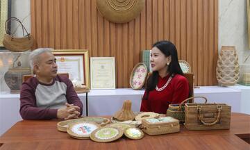 Sức sống mới trên những nan tre mùa cận Tết tại làng nghề Phú Vinh