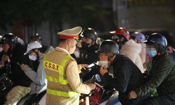 Hà Nội: Xử phạt 125 lái xe vi phạm nồng độ cồn trong ngày Lễ tình nhân