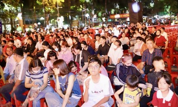 Đồng bằng sông Cửu Long rộn ràng sắc xuân, nô nức đón giao thừa