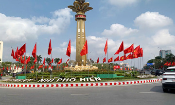 Hưng Yên rộn ràng sắc xuân ngày cuối năm Ất Tỵ