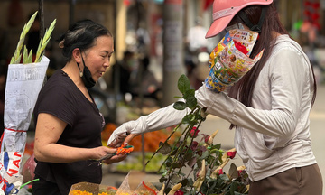 Chợ Tết quê tôi buổi sáng cuối năm