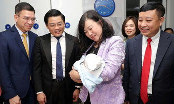 Những công dân nhí đầu tiên của năm mới Bính Ngọ 2026