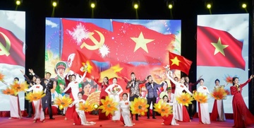 Phú Thọ: Hân hoan màn pháo hoa đón Xuân Bính Ngọ 2026 