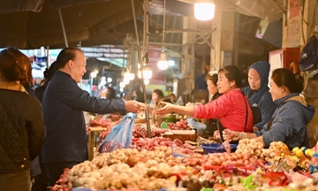 Thị trường ngày Mùng 1 Tết: Thị trường trầm lắng, cung cầu ổn định