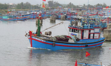 Quảng Ngãi: Rộn ràng lễ cầu ngư ở làng chài Mỹ Á 