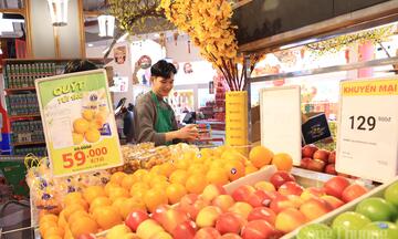 Thị trường hàng hóa mùng 4 Tết: Kênh phân phối đồng loạt mở cửa