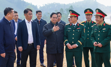 Thủ tướng kiểm tra tiến độ 2 dự án cao tốc cửa ngõ biên giới phía Bắc