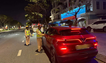 Xử lý 2.160 lái xe vi phạm nồng độ cồn trong tối mùng 5 Tết