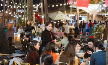 Hàng ngàn người đổ về Măng Đen trong ngày nghỉ cuối của Tết