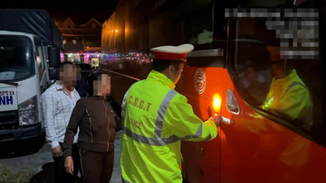 Phạt 40 triệu đồng xe khách chở quá số người quy định