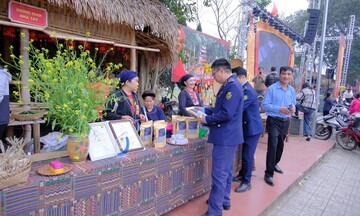 Đẩy mạnh kiểm soát thị trường, an toàn thực phẩm dịp lễ hội đầu xuân