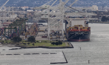 Thuế quan toàn cầu của Mỹ có hiệu lực ở mức 10%