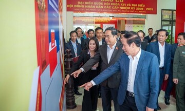 Chủ tịch Quốc hội kiểm tra công tác chuẩn bị bầu cử tại Hải Phòng