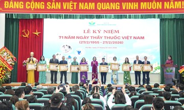 Chăm lo sức khỏe Nhân dân là nền tảng của mọi chiến lược phát triển 