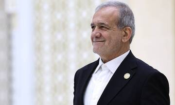 Iran lập hội đồng 3 thành viên tạm thời lãnh đạo đất nước