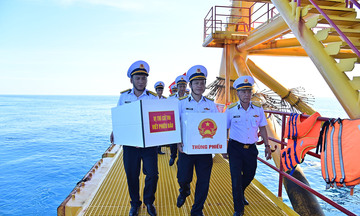 Hoàn thành bầu cử sớm ở Nhà giàn DK1/9 và tàu Hải An 68