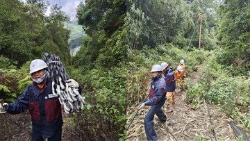 Những người giữ mạch nguồn ánh sáng nơi đại ngàn Kbang