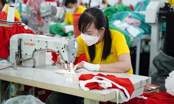 Xung đột tại Trung Đông: Doanh nghiệp dệt may tăng tốc giao hàng