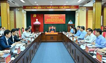 Công bố quyết định kiểm tra, giám sát của Bộ Chính trị tại Tuyên Quang