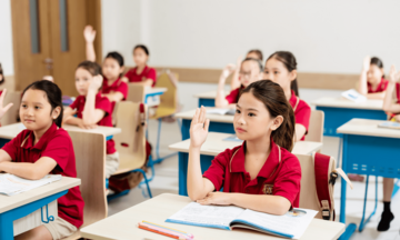 Bộ Giáo dục và Đào tạo: Tăng ràng buộc pháp lý, ngăn học sinh bỏ học giữa chừng