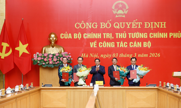 Thủ tướng trao quyết định nhân sự lãnh đạo bộ, Văn phòng Chính phủ