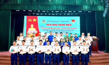 Tuổi trẻ Hải đội 212 tuyên truyền, sẵn sàng cho ngày hội bầu cử