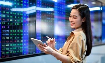 VN-Index lấy lại sắc xanh vào 'phút chót', Thái Lan và Hàn Quốc tạm dừng giao dịch