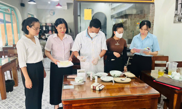 Hà Tĩnh: Xử phạt 56 cơ sở vi phạm quy định về an toàn thực phẩm 