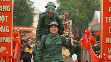 Lên đường khi Tổ quốc gọi tên