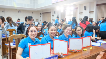 Đà Nẵng: Sôi nổi Ngày hội nữ công nhân lao động