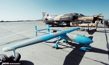 UAV Ababil-3 Iran trần bay 5km, ‘mắt thần’ giám sát chiến trường từ xa