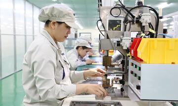 Infographic | Đầu tư của Việt Nam ra nước ngoài đạt 540,2 triệu USD