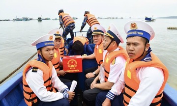 Lữ đoàn 127 Hải quân tổ chức bầu cử sớm đại biểu Quốc hội khóa XVI